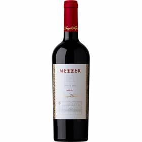 ВИНО Мерло "Mezzek" White Soil 0.75л